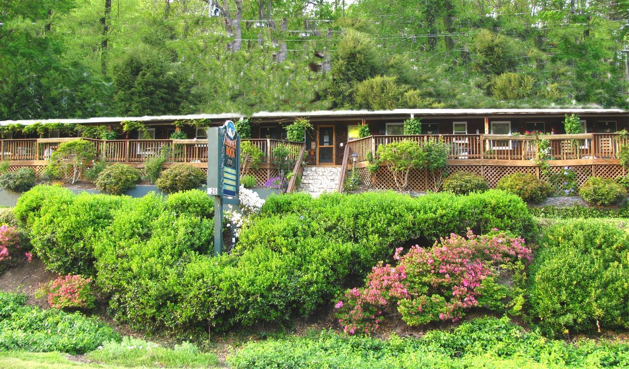 The Chimney Rock Inn & Cottages ภายนอก รูปภาพ