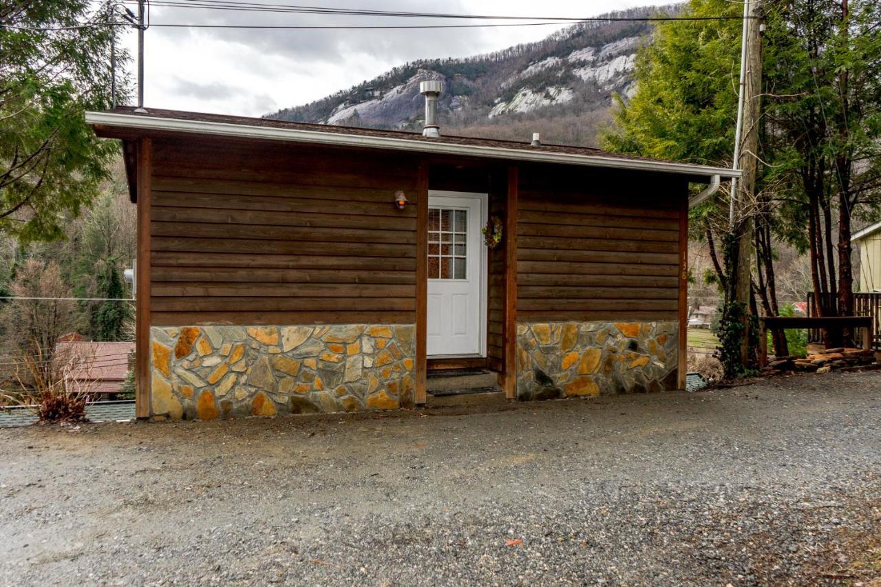 The Chimney Rock Inn & Cottages ภายนอก รูปภาพ