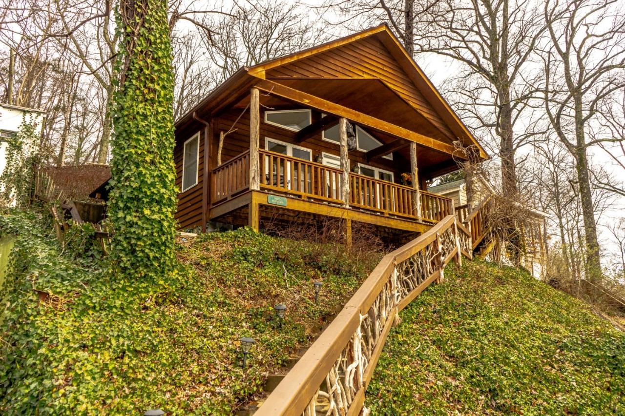 The Chimney Rock Inn & Cottages ภายนอก รูปภาพ