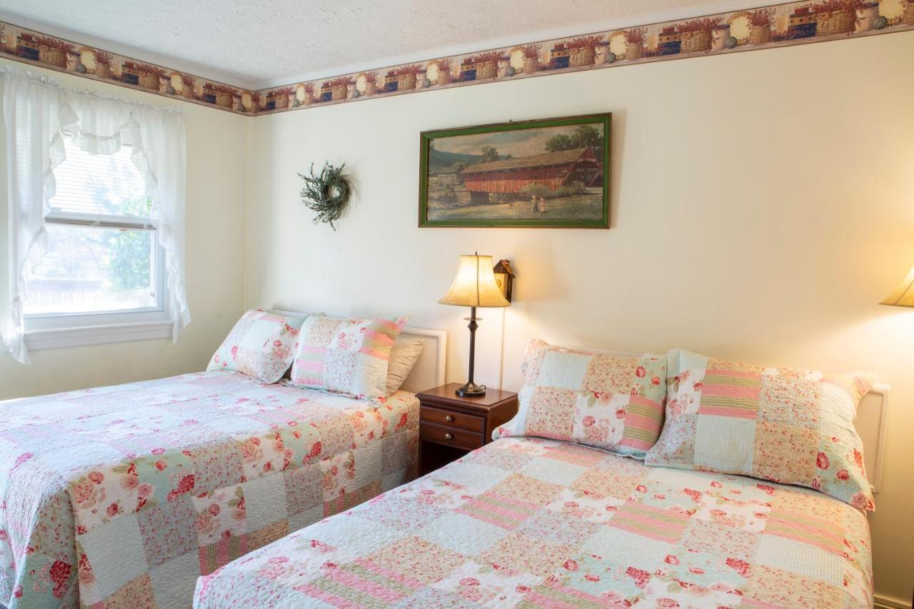 The Chimney Rock Inn & Cottages ภายนอก รูปภาพ