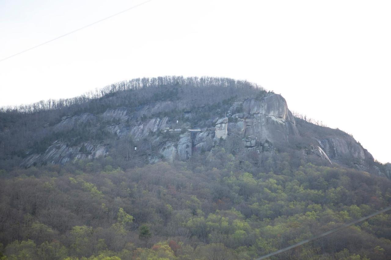 The Chimney Rock Inn & Cottages ภายนอก รูปภาพ